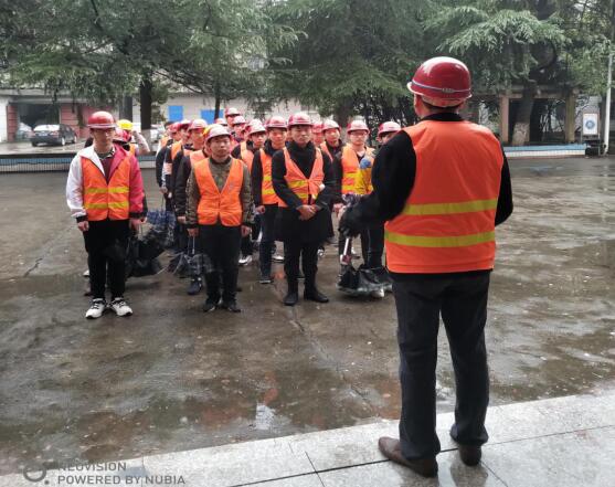 南昌向遠軌道技術(shù)學校組織學生赴南昌南車輛段等單位開展實地觀摩及實訓教學活動