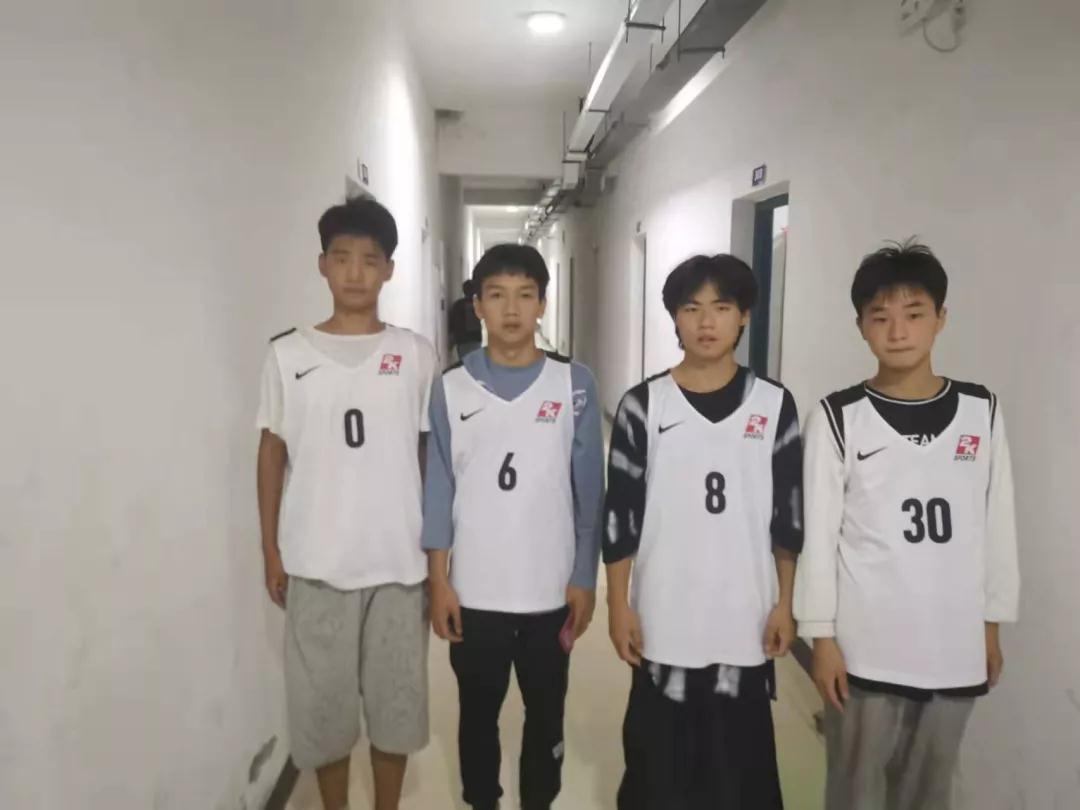 南昌向遠軌道技術(shù)學(xué)校2021級“新生杯”籃球賽圓滿落幕！