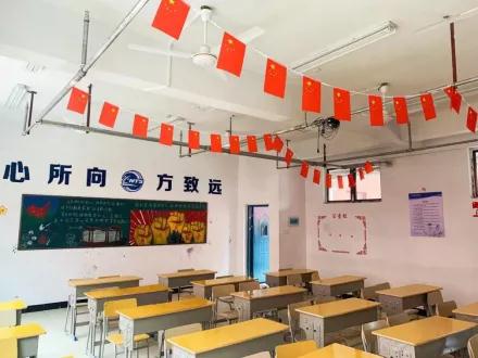 南昌向遠軌道技術(shù)學(xué)校開展慶祝建黨100周年之班級文化建設(shè)評比活動