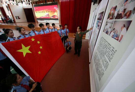 銘記老兵榮耀 傳承紅色記憶--南昌向遠軌道技術(shù)學校舉辦紅色文化教育進校園活動