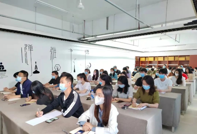 南昌向遠軌道技術(shù)學校組織參加中國職業(yè)技術(shù)教育學會中等職業(yè)學校班主任能力提升培訓會