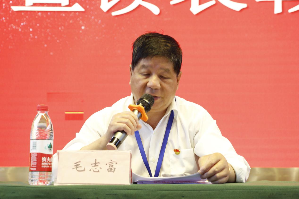 南昌向遠(yuǎn)軌道技術(shù)學(xué)校召開市教學(xué)能力大賽、技能大賽表彰大會(huì)