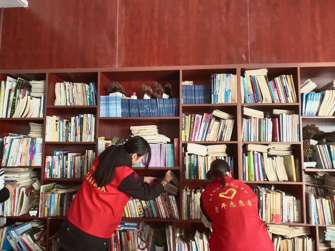 【喜迎二十大】南昌向遠軌道技術(shù)學(xué)校的團學(xué)干部這樣做！