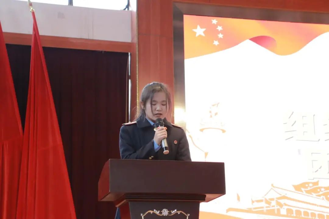 南昌向遠軌道技術學校紀念“一二·九”愛國運動暨新團員入團宣誓儀式