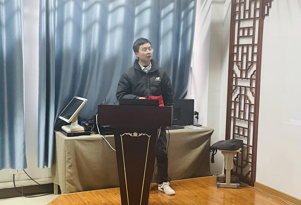 南昌向遠(yuǎn)軌道技術(shù)學(xué)校召開(kāi)2023年新學(xué)期工作匯報(bào)交流會(huì)