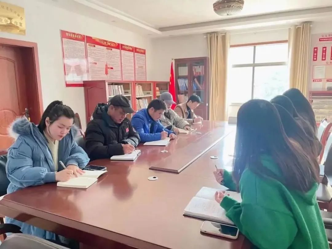 南昌向遠軌道技術學校召開2022-2023學年第二學期社團指導教師工作會議