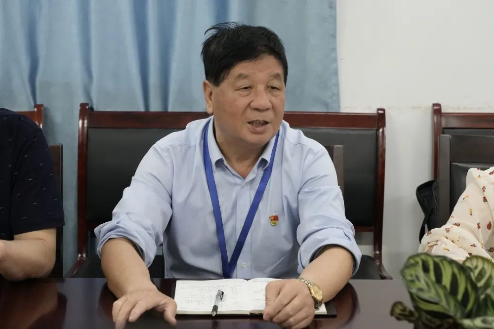 南昌向遠軌道技術(shù)學校黨政領(lǐng)導干部理論學習報道