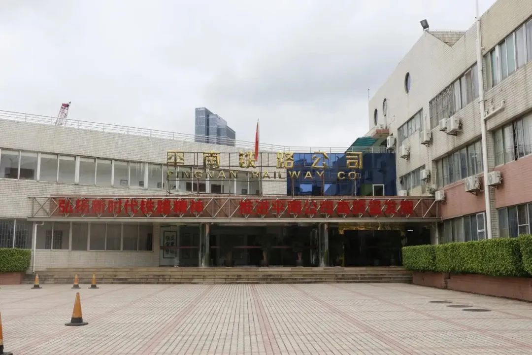 暖心回訪，見證成長｜南昌向遠軌道技術學校赴廣東就業(yè)單位開展畢業(yè)生就業(yè)回訪工作