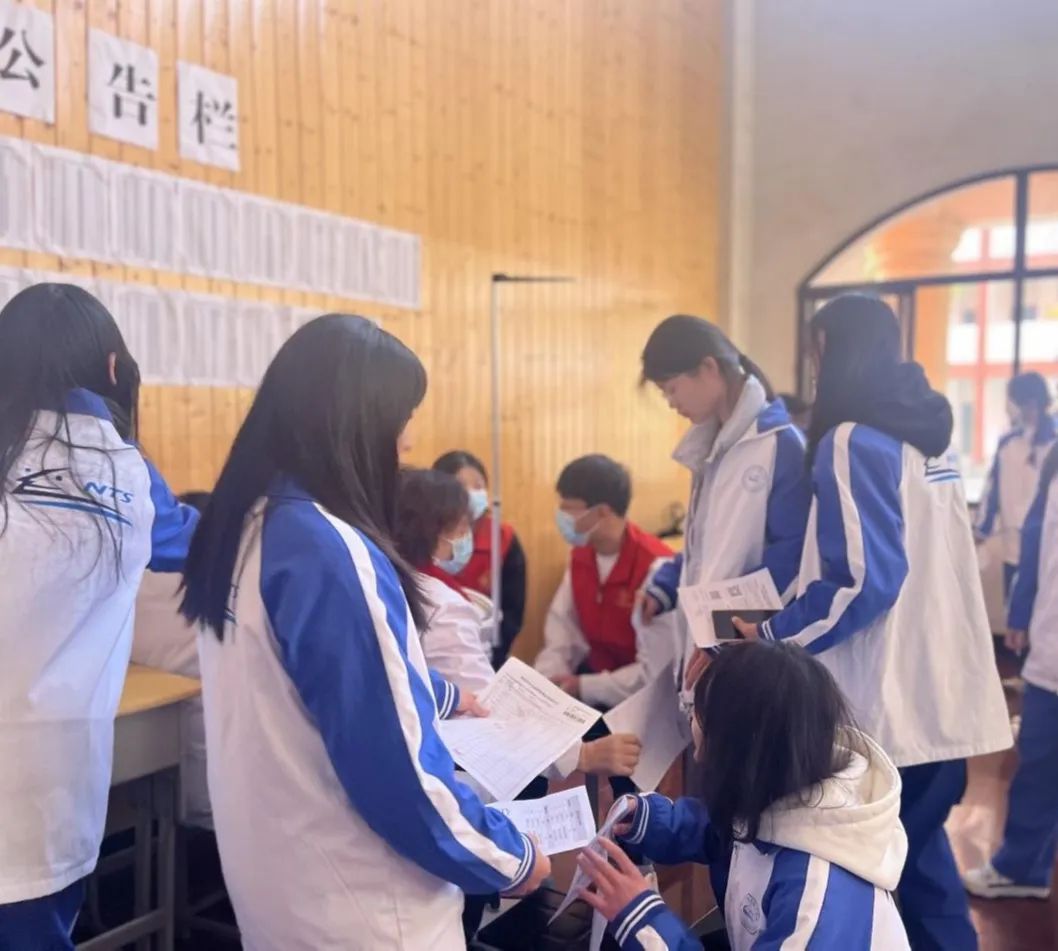 南昌向遠軌道技術學校開展學生健康體檢活動