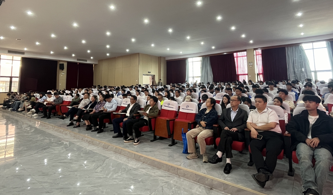 【教學(xué)教研】潛心教學(xué)，共赴成長 -----南昌向遠軌道技術(shù)學(xué)校十月份教研活動
