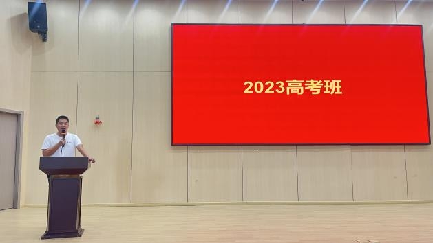 【教學(xué)教研】潛心教學(xué)，共赴成長 -----南昌向遠軌道技術(shù)學(xué)校十月份教研活動