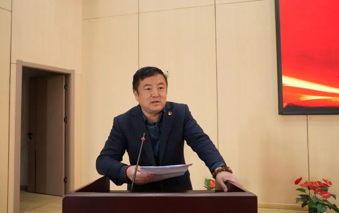 凝心聚力 勇毅前行|南昌向遠軌道技術(shù)學(xué)校召開2024年年終總結(jié)大會