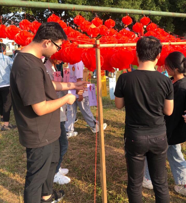 南昌向遠軌道技術學校向塘校區(qū)開展中秋主題活動