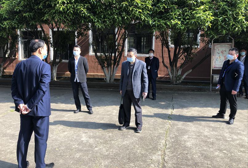 南昌市責(zé)任督學(xué)掛牌督導(dǎo)工作組來南昌向遠軌道學(xué)校進行四月份開學(xué)專項督查工作