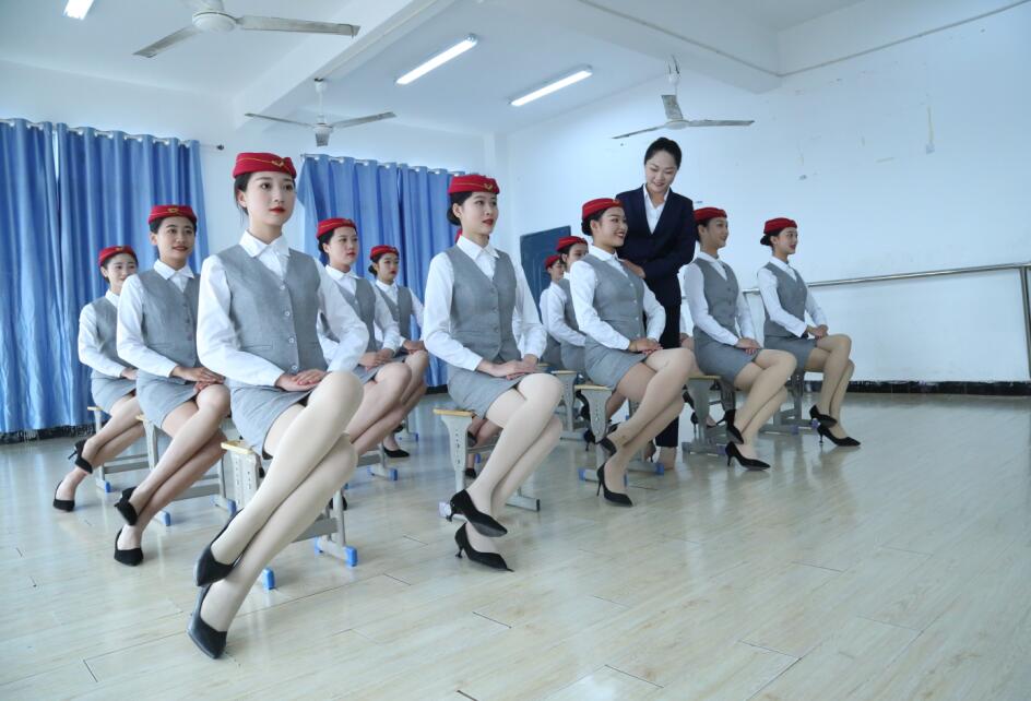 南昌向遠軌道技術(shù)學(xué)校2021版實訓(xùn)設(shè)施一流 專業(yè)師資薈萃