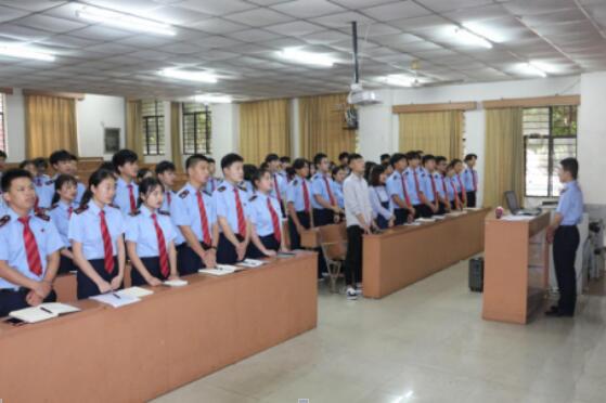 薪火相傳 筑夢向遠—記南昌向遠軌道學(xué)校團委、學(xué)生會第11屆換屆大會 