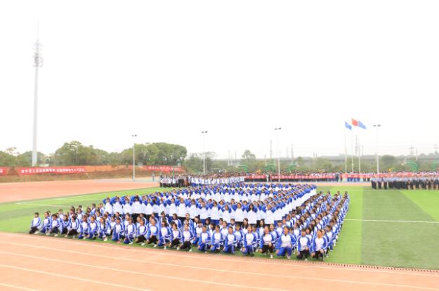 南昌鐵路學校第九屆南昌地區(qū)中等職業(yè)院校學生籃球聯(lián)賽