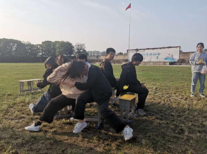 南昌向遠軌道技術學校向塘校區(qū)開展中秋主題活動